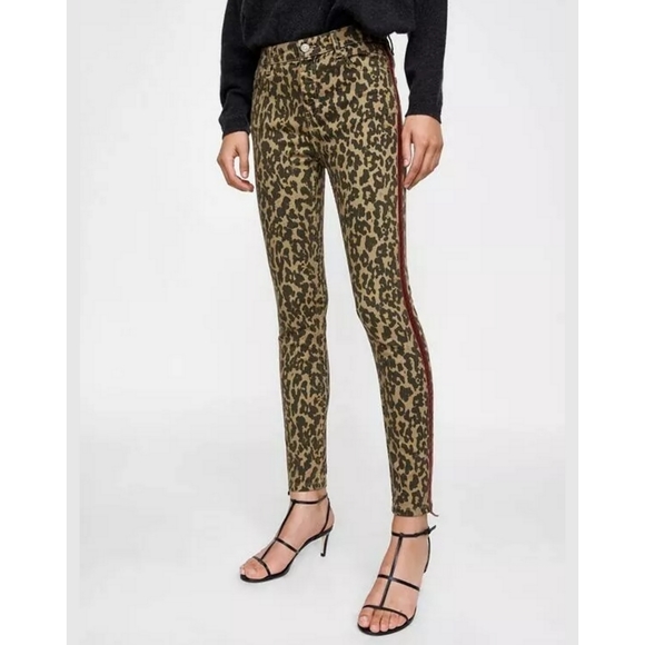 ZARA Premium Womens Leopard Print Velvet Trim 2 - Picture 4 of 8